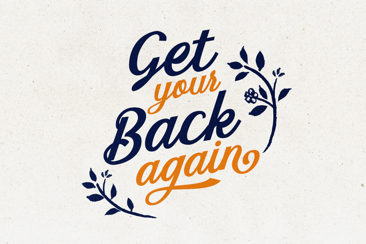Starlake - Retro Script, a Script Font by Bale Type (Photo 5 of 9)
