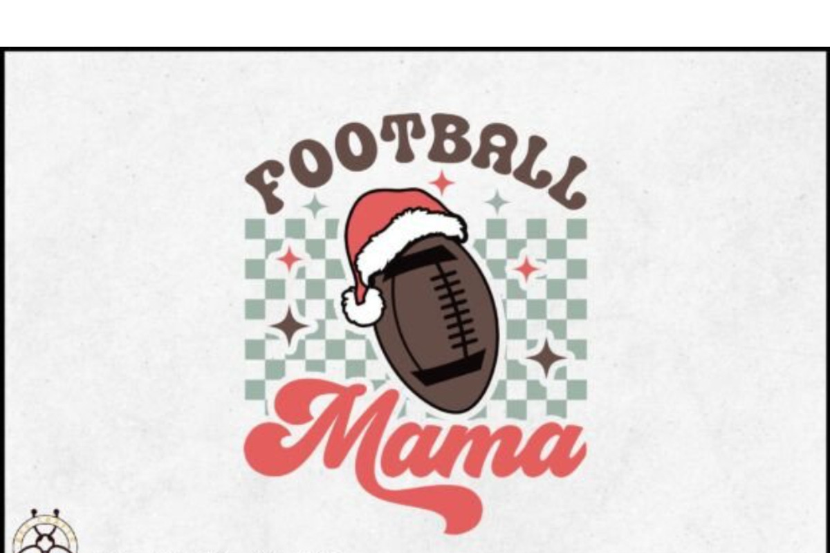 12 Christmas Football SVG Bundle, a Graphic by BeeCraftR (Photo 3 of 11)