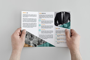 Kreatif Trifold Brochure