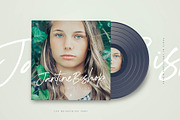 The Brightside Font, a Script Font by Ivan Rosenberg (Thumbnail 5 of 11)