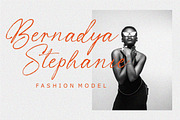 Diamond Beach Handwritten Font, a Font by typeline studio (Thumbnail 7 of 8)