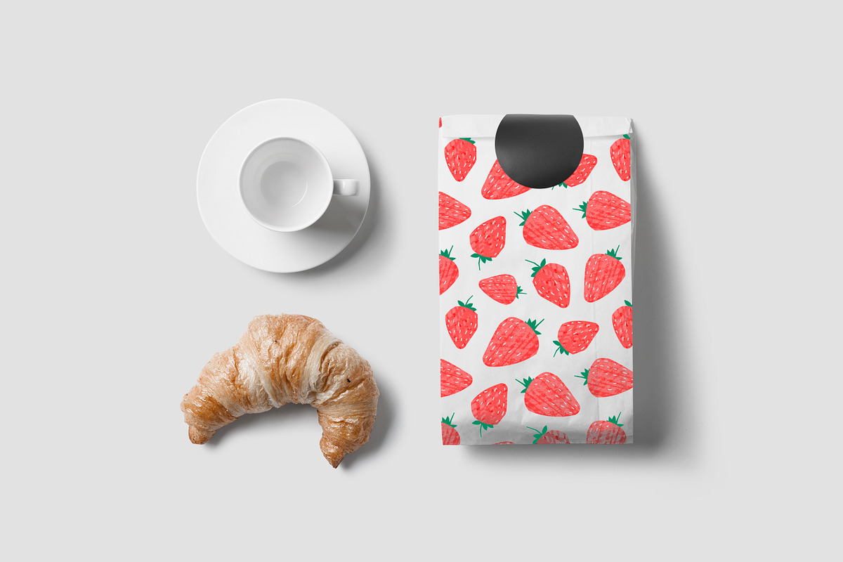 Strawberries seamless pattern, a Pattern Graphic by Good Studio (Photo 2 of 3)
