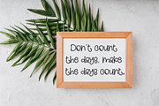 Simplicity Christmas | Script Font, a Script Font by Scratchones (Thumbnail 4 of 8)