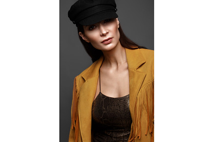 Beautiful girl with a classic make, a Beauty & Fashion Photo by KOBRIN|PHOTO