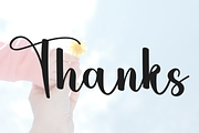 Christmas Magnolia, a Handwritten Font by InermediaSTUDIO (Thumbnail 6 of 8)