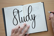 Simple Handmade, a Handwritten Font by InermediaSTUDIO (Thumbnail 3 of 5)