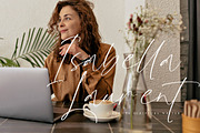 Butterfly Friends, a Script Font by operatype.co (Thumbnail 4 of 15)