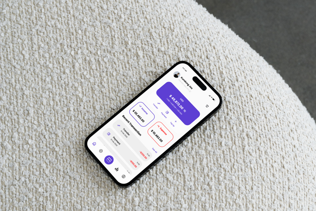 Royale - Digital Banking App UI Kit, an App Template by twinstd (Photo 5 of 5)