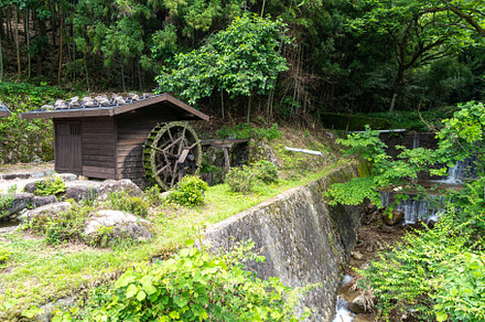 Water mill along the Nakasendo trail between Magome and Tsumago,