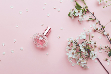 Women's hand spray perfume, a Background Photo by VladDeep presets&photos