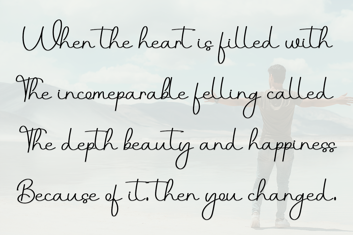 Queen Daddy, a Font by InermediaSTUDIO (Photo 3 of 7)