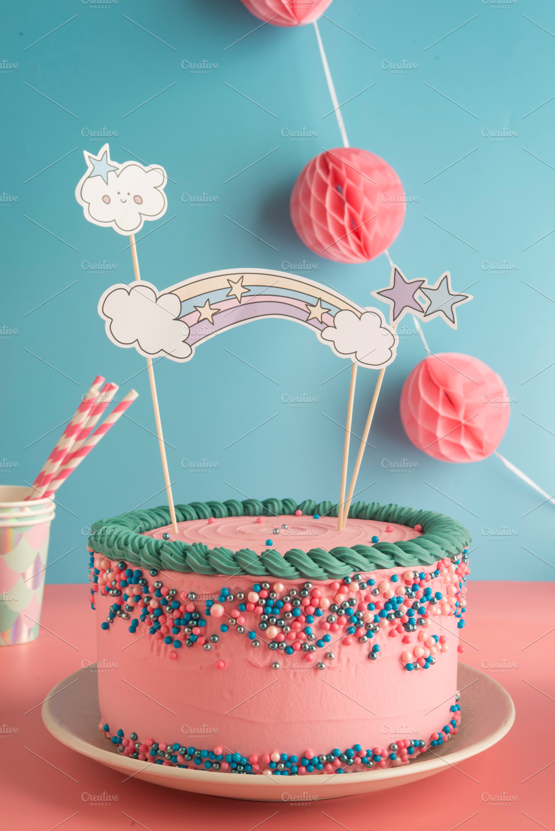 birthday cake for boys and girls wit, a Background Photo by DalaiFood