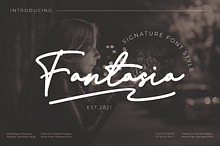 Fantasia - Signature style font