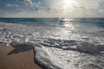 Morning sunrise over tropical sea, w