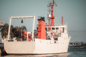 Harbor Service Vessel at Berth, a Transportation Photo by SkyNext