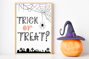 Cobweberly Halloween Spider Web Font