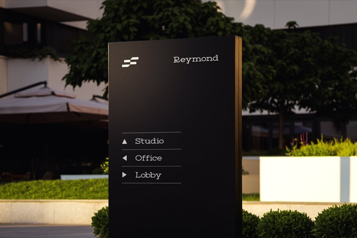 Rymor Display Font, a Serif Font by Webhance Studio (Photo 5 of 8)