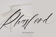 Ofinitti, a Script Font by pineungtype (Thumbnail 4 of 11)