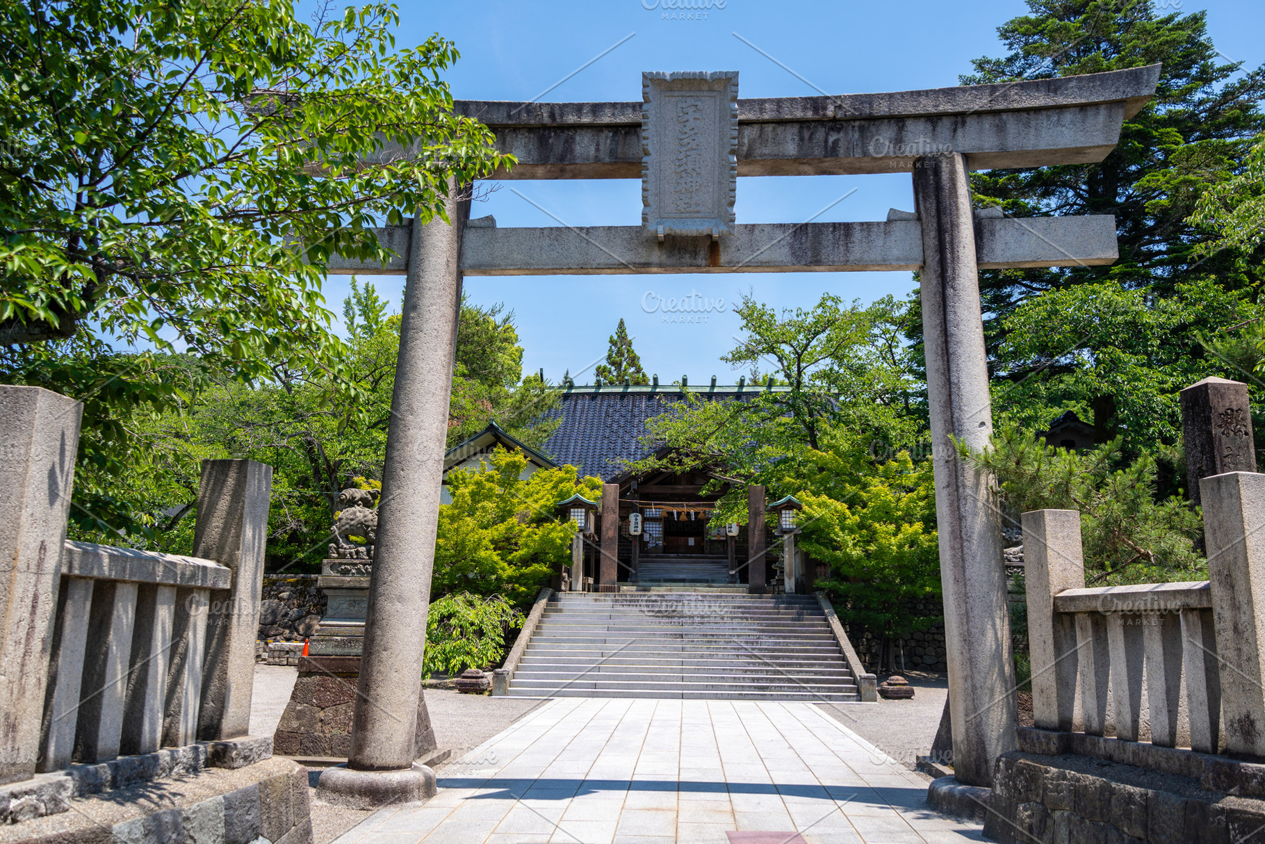 Shinto shrine in Higashi-chaya district, Kanazawa, Japan, an Architecture Photo by GoodGoods