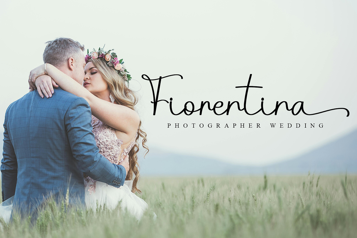 Santa Dreaming, a Handwritten Font by InermediaSTUDIO (Photo 2 of 8)