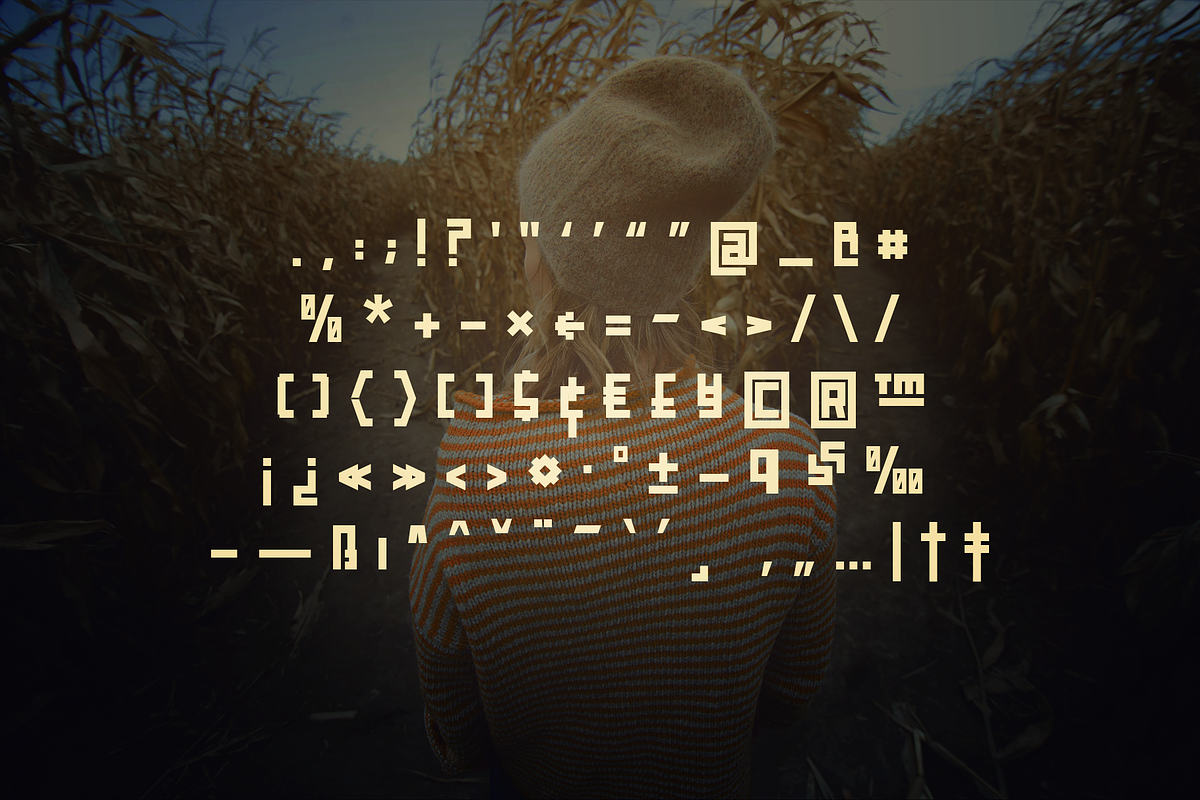 Maze The Techno Square Font, a Font by AndriyFM (Photo 5 of 9)