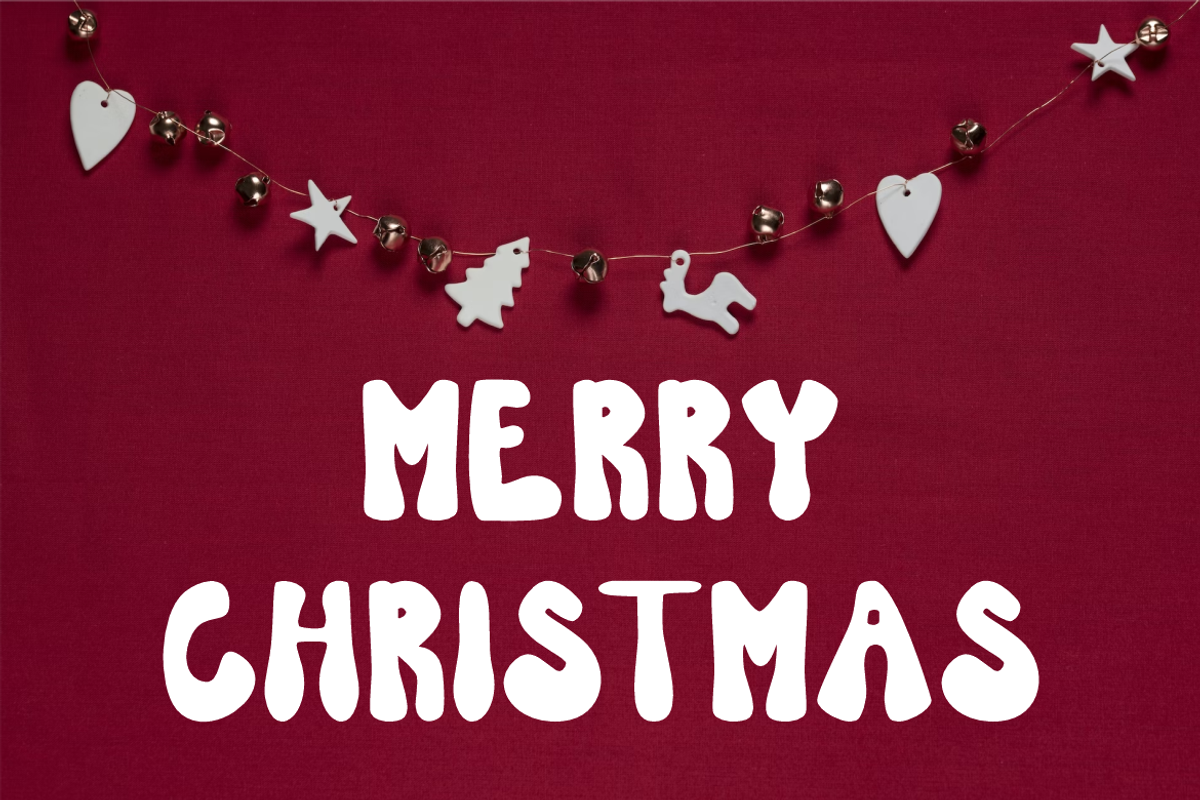 Christmas Awesome, a Handwritten Font by QR Design Studio (Photo 3 of 6)