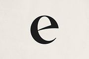 Klyra – A Modern Classic Serif Font, a Serif Font by Only Fonts (Thumbnail 5 of 11)