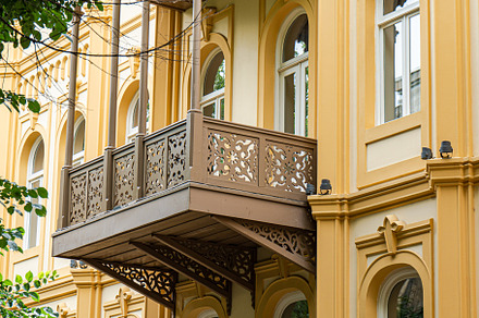 Traditional Georgian carving balconies, an Architecture Photo by Anna Bogush