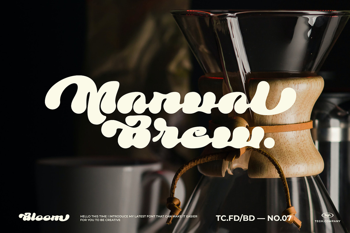 Bloom display font & badges, a Font by Tegh co. (Photo 5 of 16)