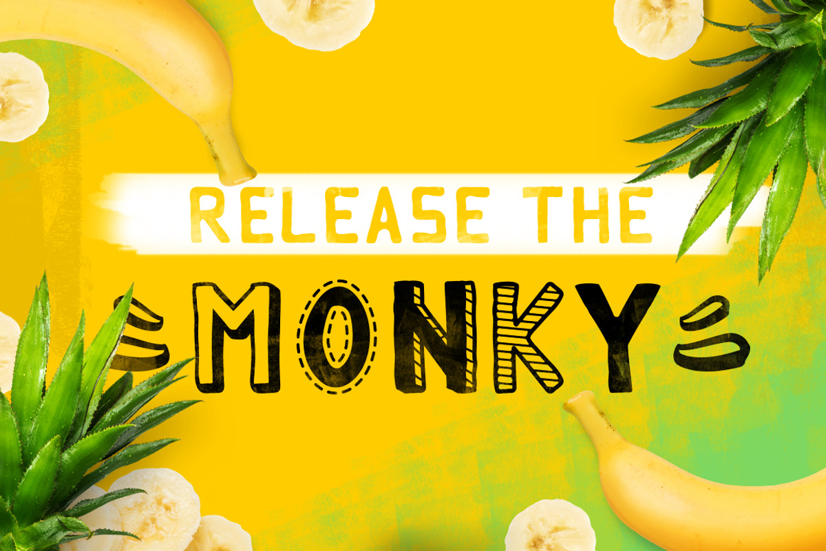 MONKY - 7 Styles Font