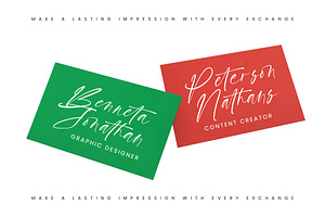 Petalik Glisten Modern Script Font