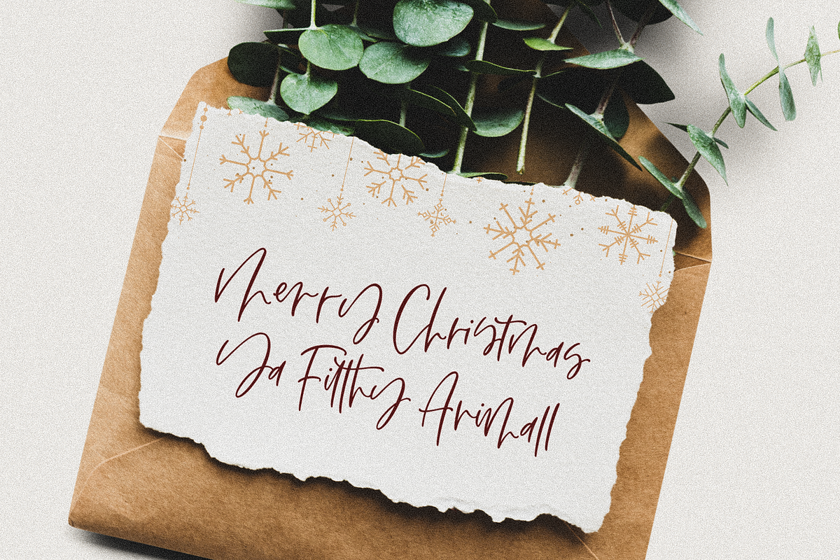 Aesthetic – Modern Calligraphy Font, a Script Font by RedyStudio (Photo 2 of 13)