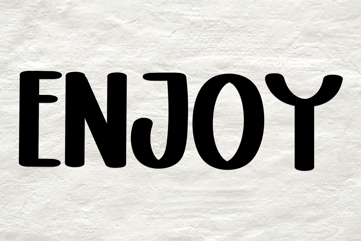 Annabeth, a Serif Font by FreshTypeINK (Photo 4 of 8)