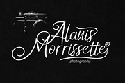 New Florence - Modern Classic Font, a Script Font by HIRO.std (Thumbnail 6 of 15)