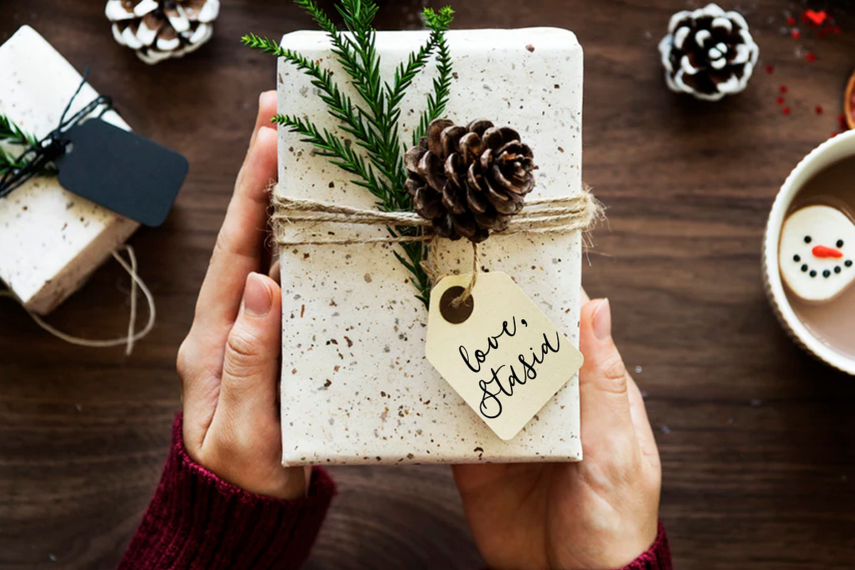 HoHoHolidayFonts collection&patterns, a Script Font by CallMeStasia (Photo 16 of 16)