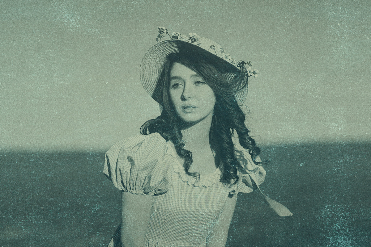 Classic Vintage Photo Effect, a Layer Style Add-On by liptouse (Photo 4 of 9)