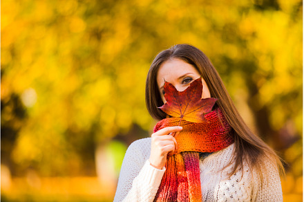 Woman in scarf hided with a maple, a Beauty & Fashion Photo by oksix