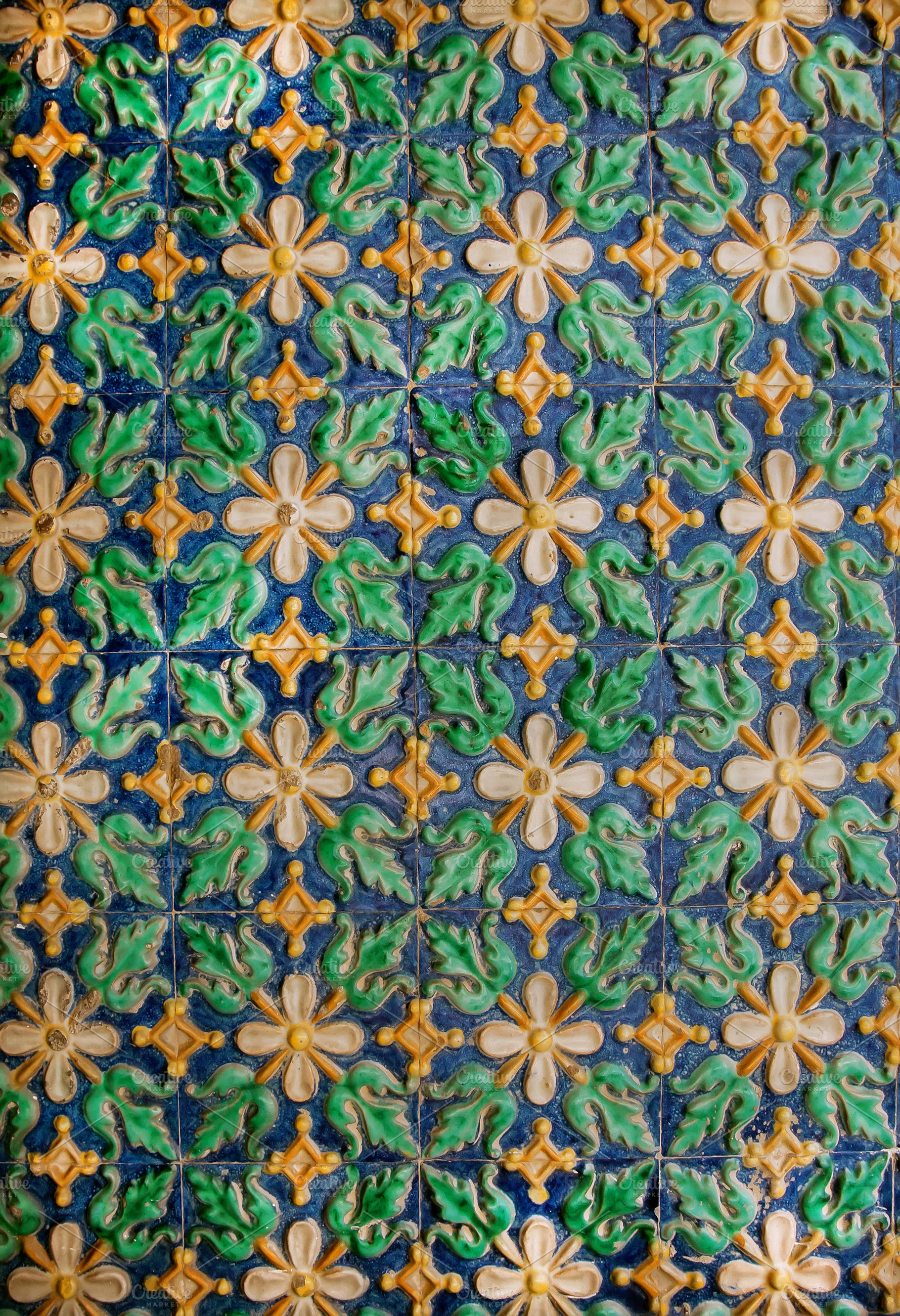 Fragment of traditional tiles, an Arts & Entertainment Photo by Radiokafka