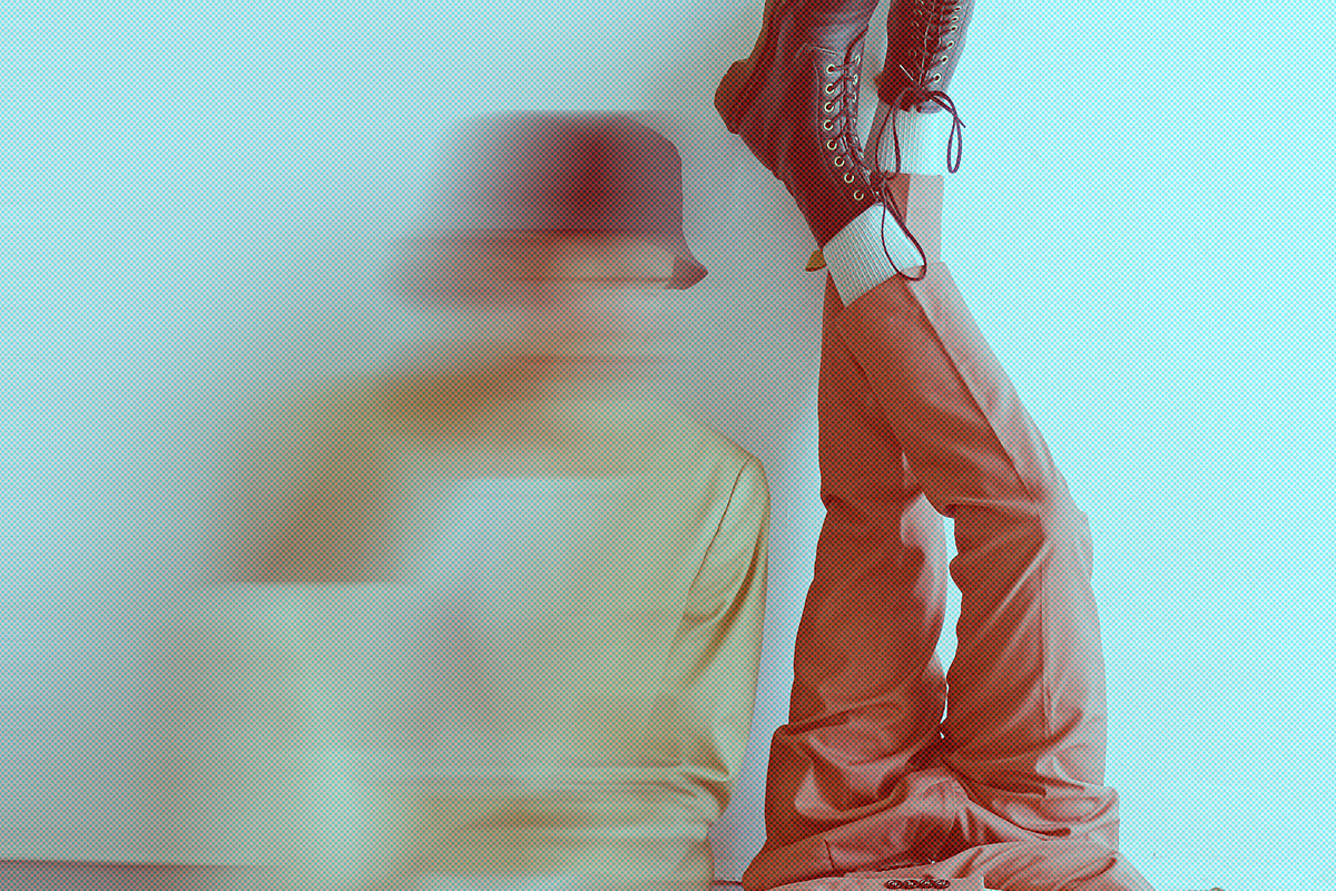 Vintage Motion Blur Photo Effect, a Layer Style Add-On by GlowGrid (Photo 4 of 6)