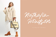 Monday Vibes - Modern Script Font, a Script Font by Alpaprana (Thumbnail 10 of 14)