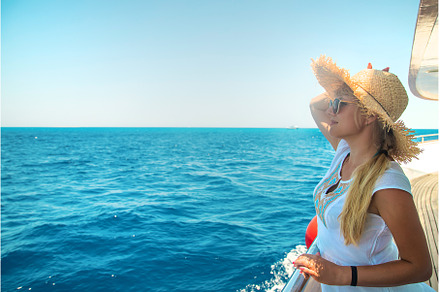 Woman in a hat at the sea. Selective, a Person Photo by yanadjana