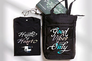 The Lagestic, a Font by Sulthan Studio (Thumbnail 3 of 10)
