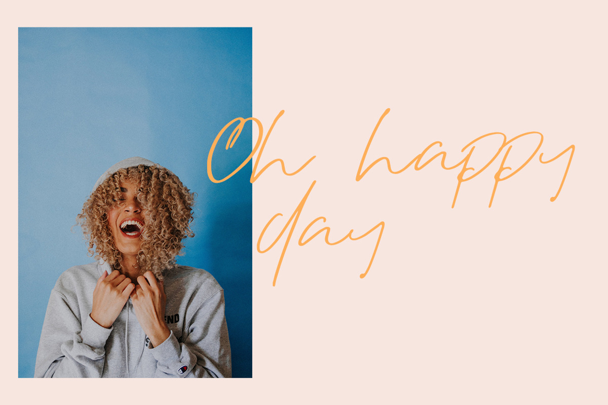 Sunny Day, a Script Font by Katie Holland (Photo 2 of 6)