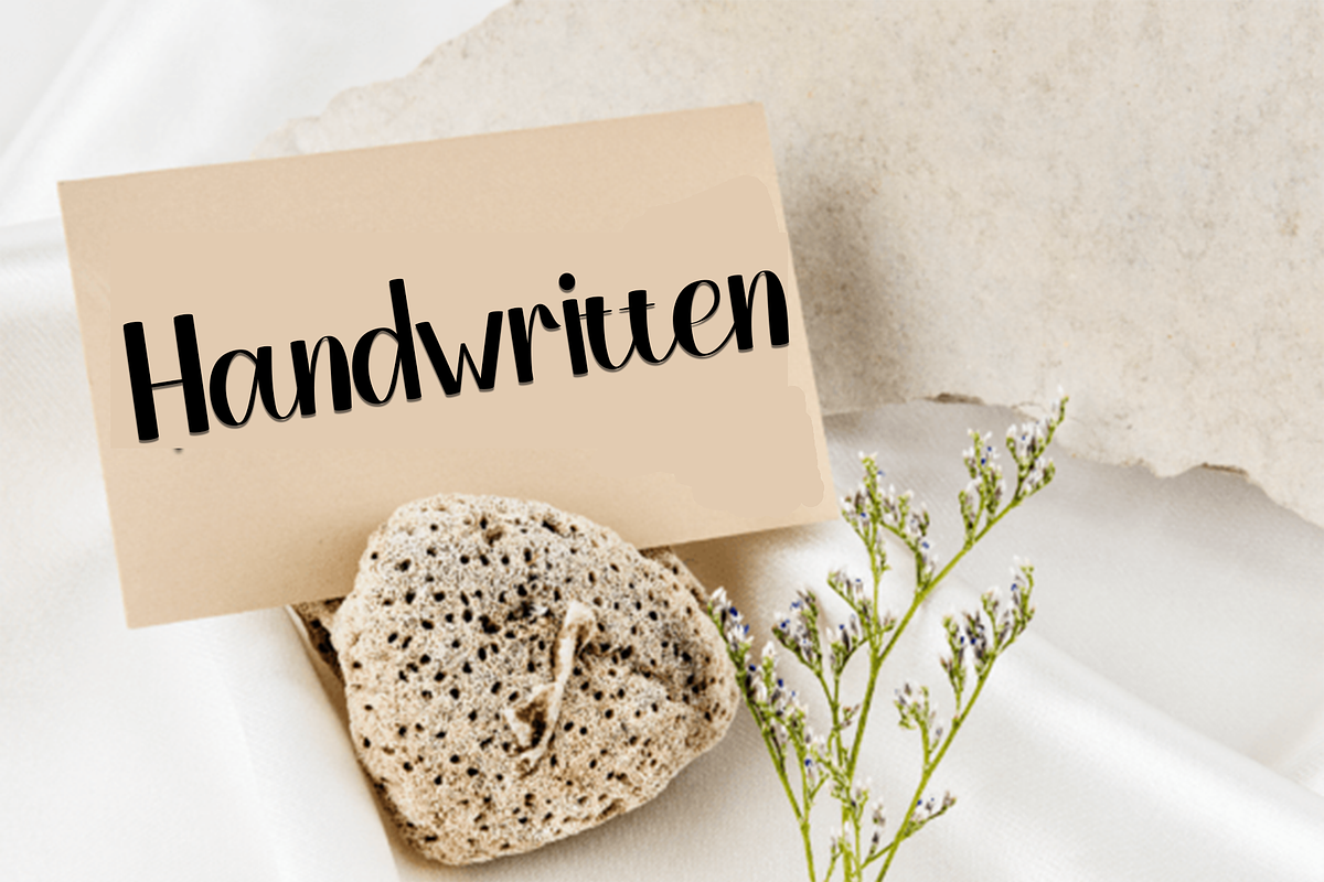 Designer Creative, a Handwritten Font by InermediaSTUDIO (Photo 8 of 8)