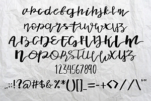 Aishia Font