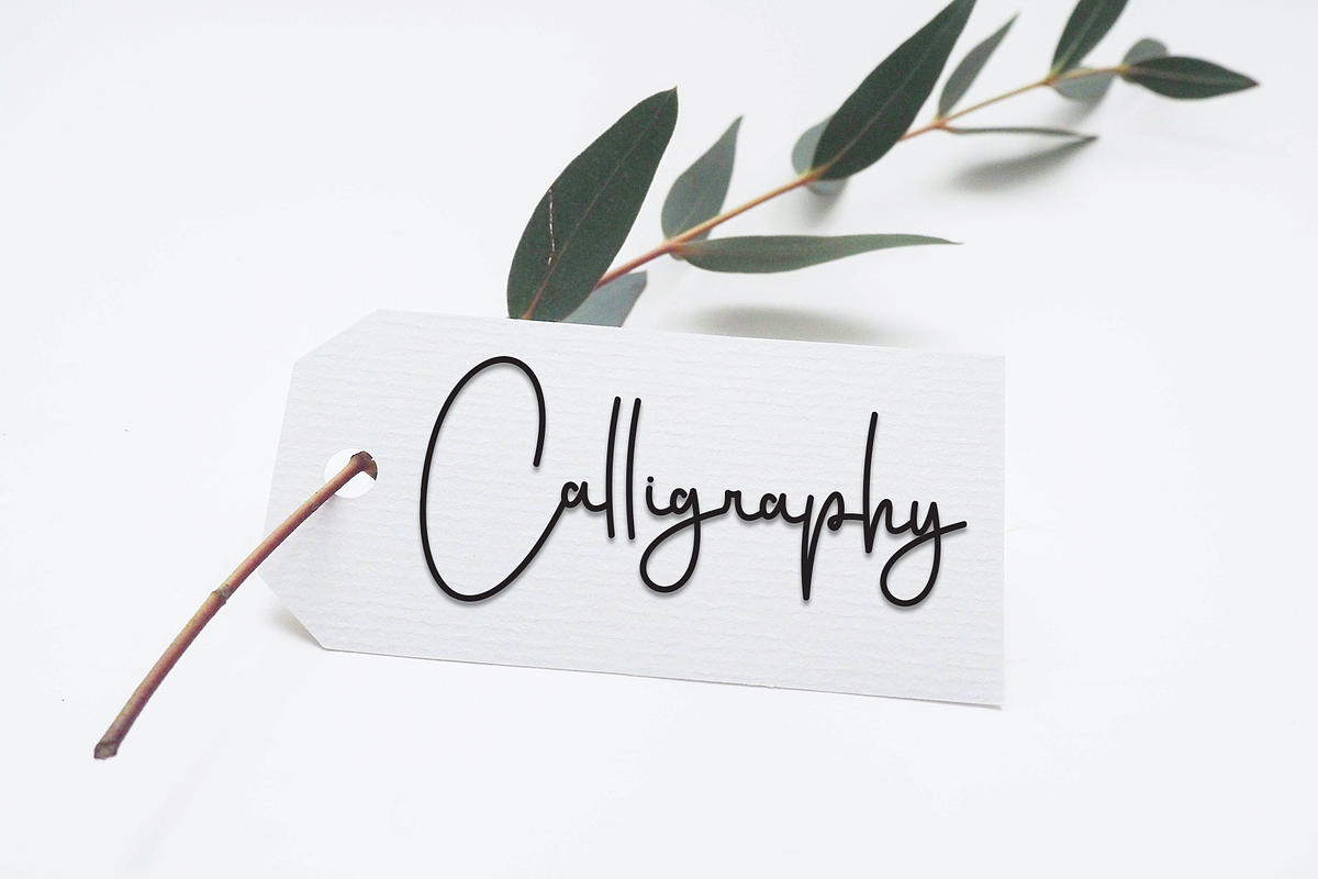 Christmas Saturday | Script Font, a Handwritten Font by Scratchones (Photo 3 of 8)