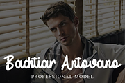 Vocation Halloween, a Handwritten Font by FreshTypeINK (Thumbnail 8 of 8)