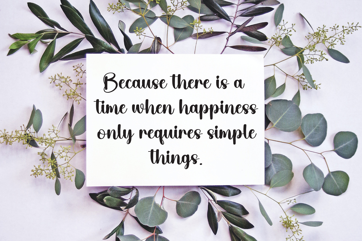 Holiday | Script Font, a Handwritten Font by Scratchones (Photo 3 of 8)