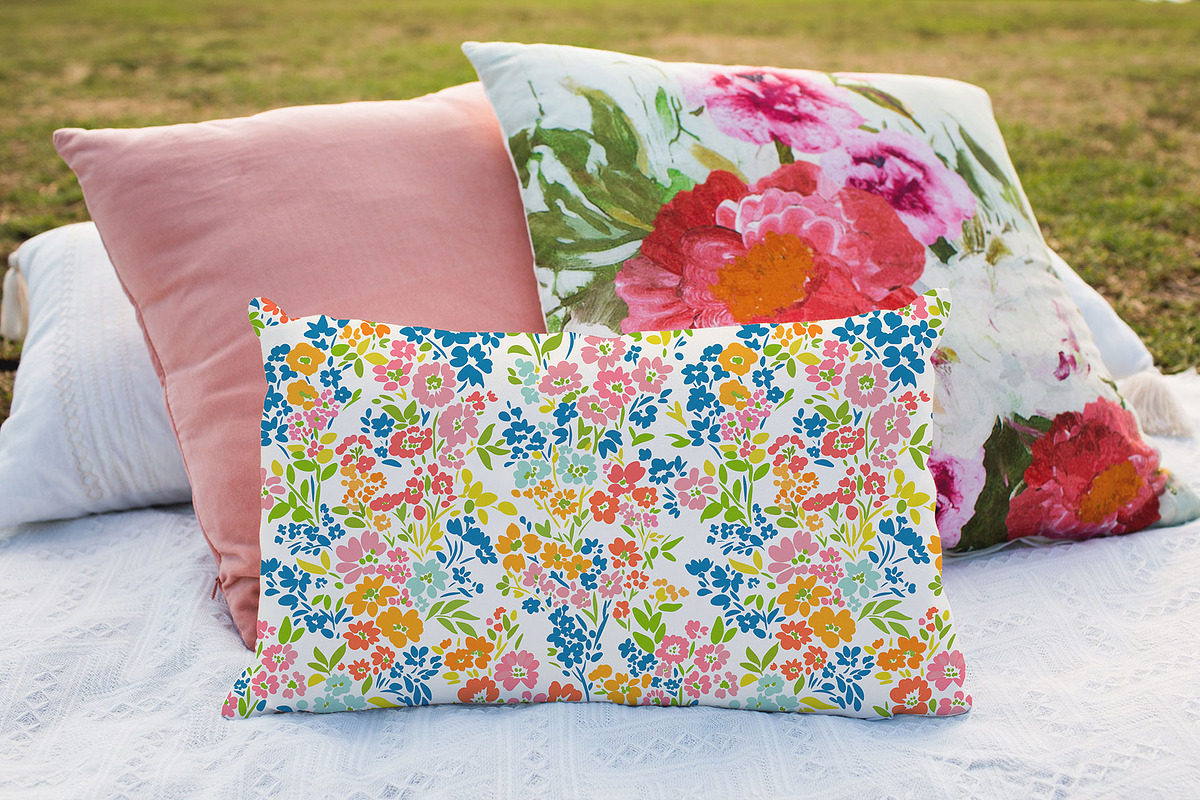 Midsummer. Floral pattern, a Pattern Graphic by emeraldthue (Photo 2 of 6)
