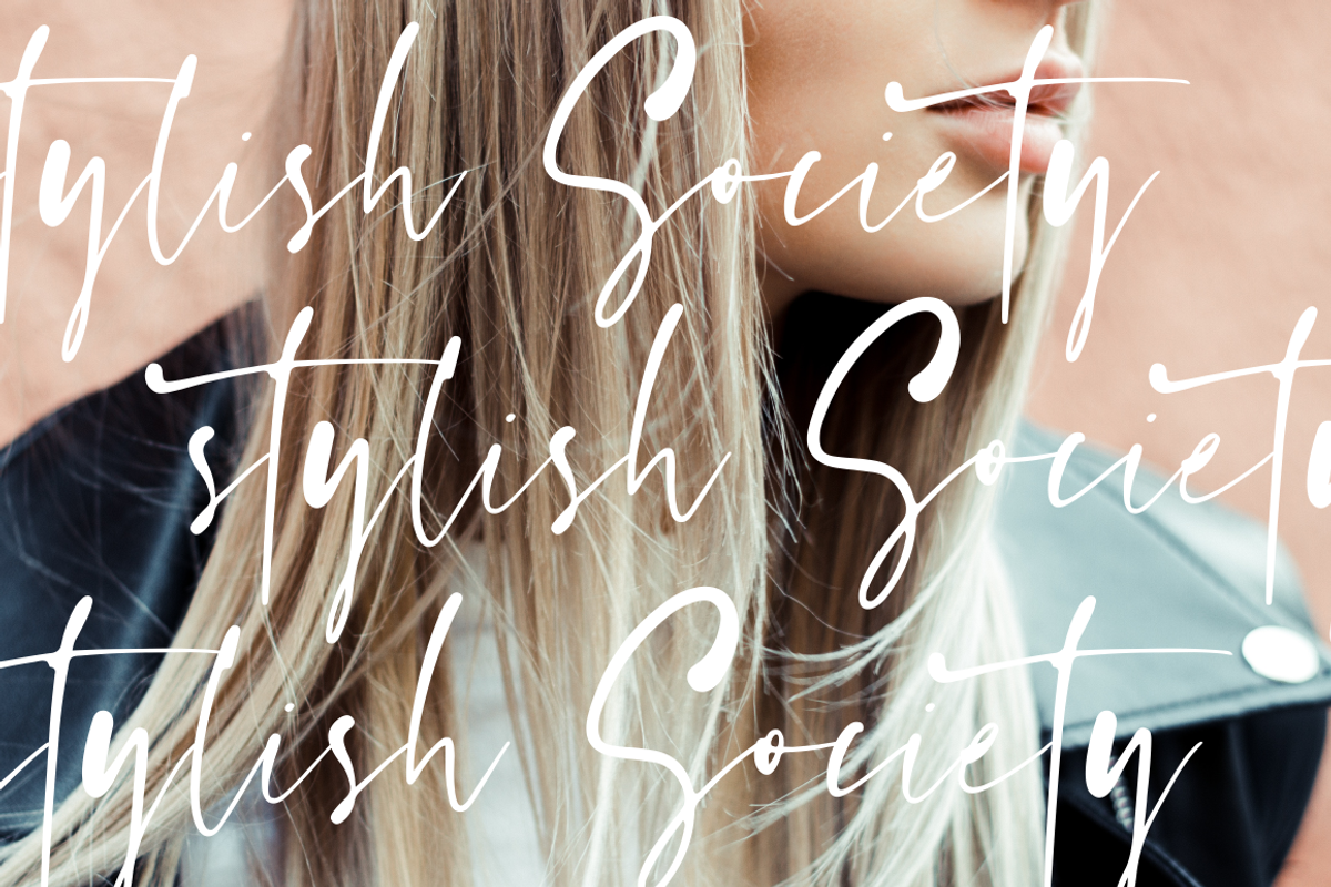 Ragland - Handwritten Font, a Script Font by Sronstudio (Photo 3 of 15)
